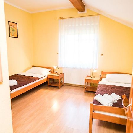 Hotel Vincentinum Novigrad Na Dobri Дуга-Реса Экстерьер фото