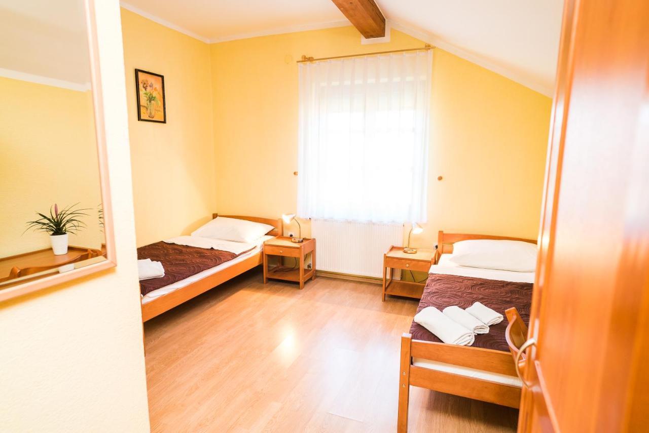 Hotel Vincentinum Novigrad Na Dobri Дуга-Реса Экстерьер фото